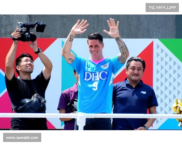 托雷斯之光，传奇足迹闪耀舞台